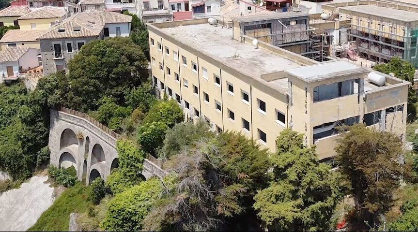 images Riqualificazione area ex scuola Mazzini a Catanzaro, Mancuso e Serraino: "Si restituiranno spazi verdi e posti auto”