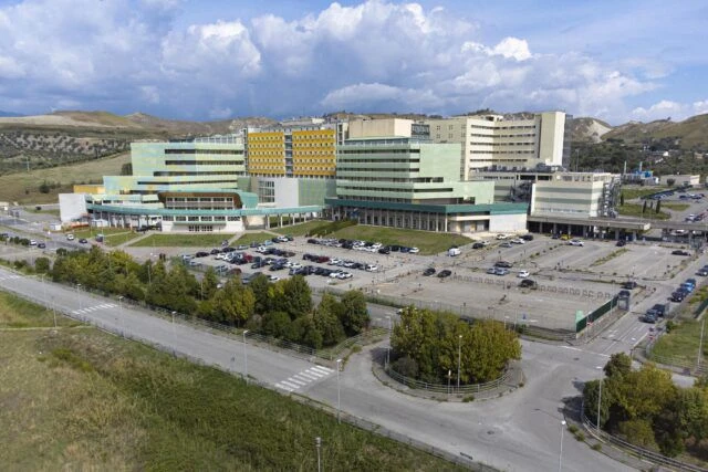 Sanità, bilancio della "Dulbecco” a 3 anni dalla fusione: crolla la perdita d’esercizio da -37 milioni a&nbsp;-3 
