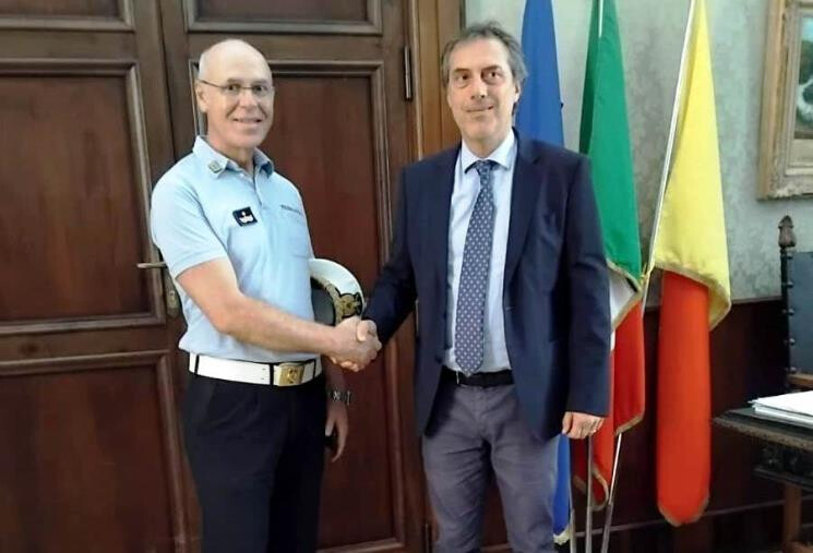 images Il generale Cardamone ha assunto l’incarico di Comandante della Polizia locale di Catanzaro