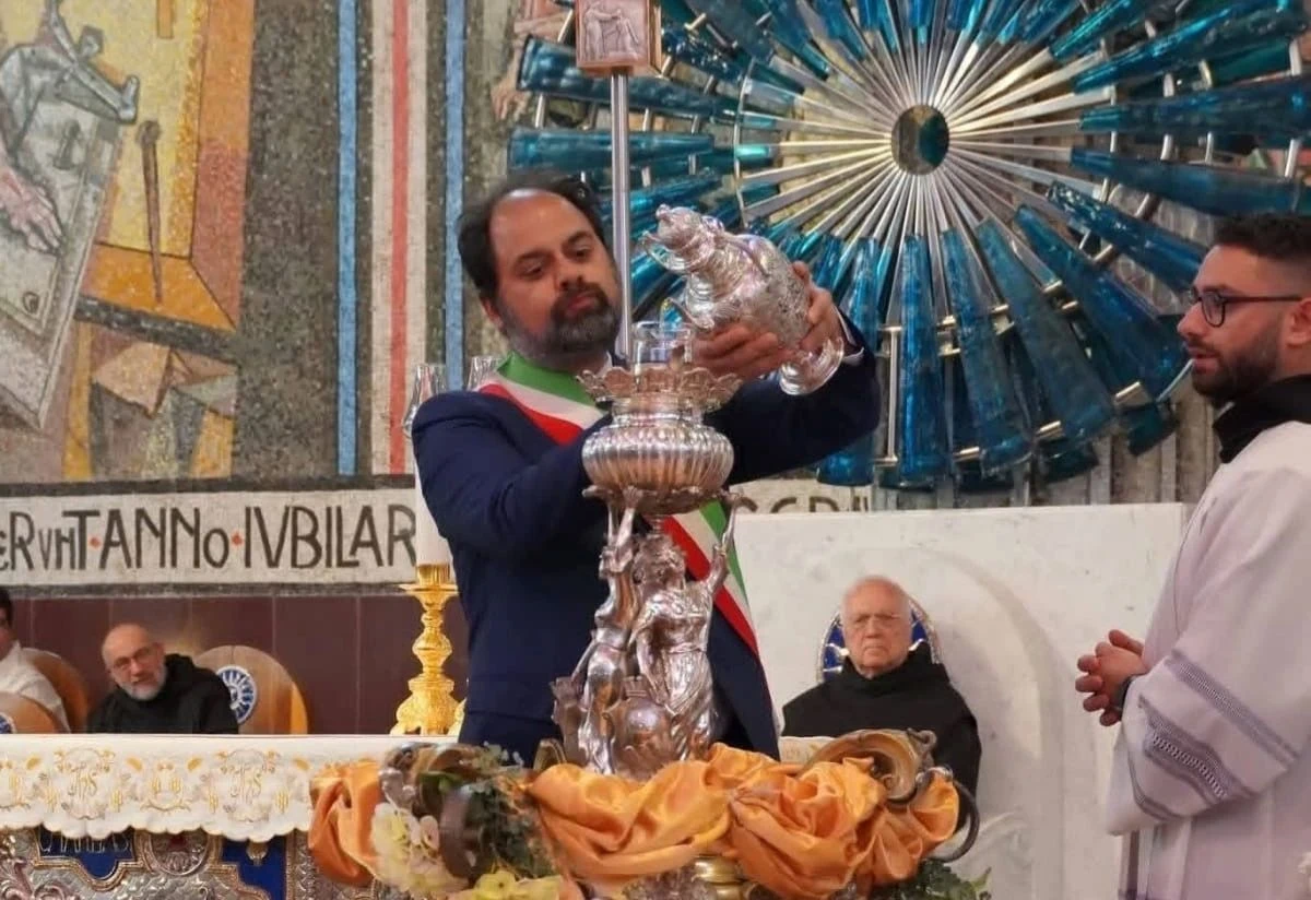 L’olio della devozione: Gasperina protagonista nel segno di San Francesco di Paola