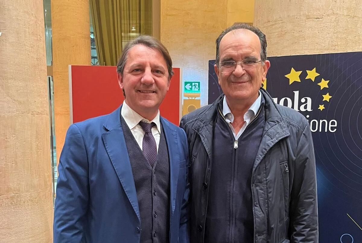 images Euro digitale, approvati gli emendamenti Tridico: il plauso di Enzo Bruno