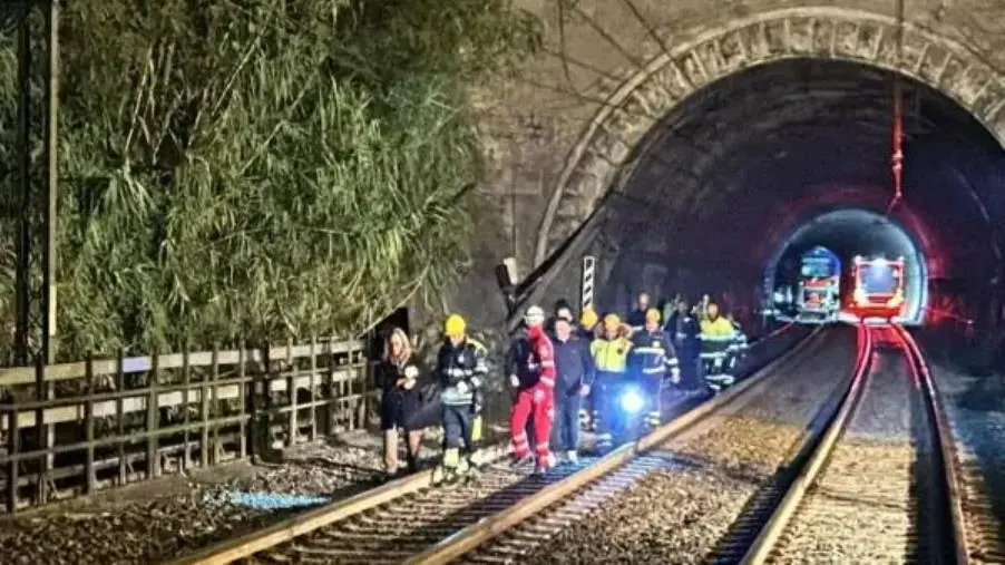 images Treni, esercitazione della Protezione civile sulla linea Battipaglia-Reggio
