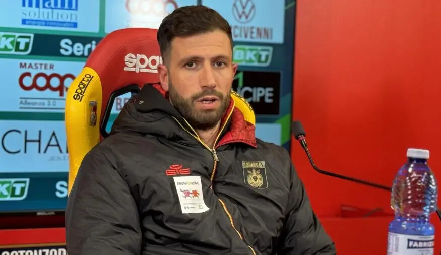 Il corsivo giallorosso: tre capolavori di Pietro Iemmello, ma la vittoria non arriva images Il corsivo giallorosso: tre capolavori di Pietro Iemmello, ma la vittoria non arriva