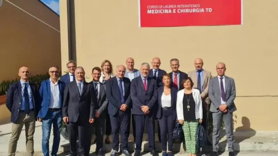 images Medicina a Crotone, gli ispettori esprimono apprezzamento   