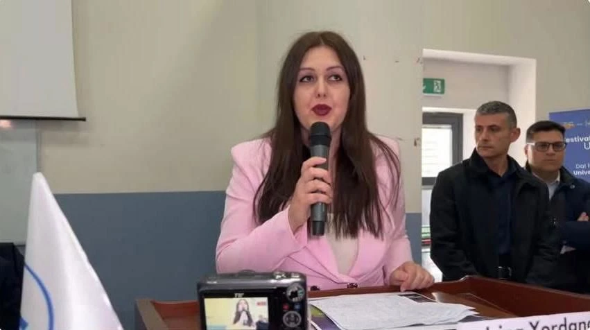 UMG ultima in classifica, Ivanova e Ruscelli scrivono al Rettore: "Istituire il CLA e implementare i servizi di internazionalizzazione" 