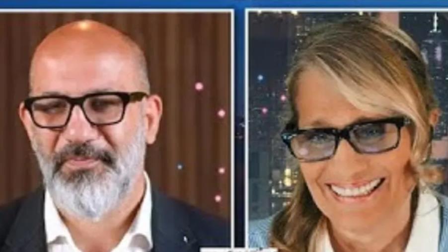 images Elezioni regionali, il sostegno di Heather Parisi porta visibilità a Francesco Toscano