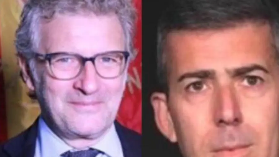 Iter e spese per l’albero di Natale “fantasma” a Catanzaro, i dubbi di Parisi e Veraldi