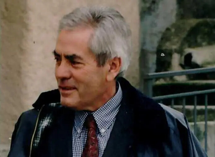 Lutto a Badolato, muore il giornalista Franco Laganà: una penna al servizio del territorio images Lutto a Badolato, muore il giornalista Franco Laganà: una penna al servizio del territorio