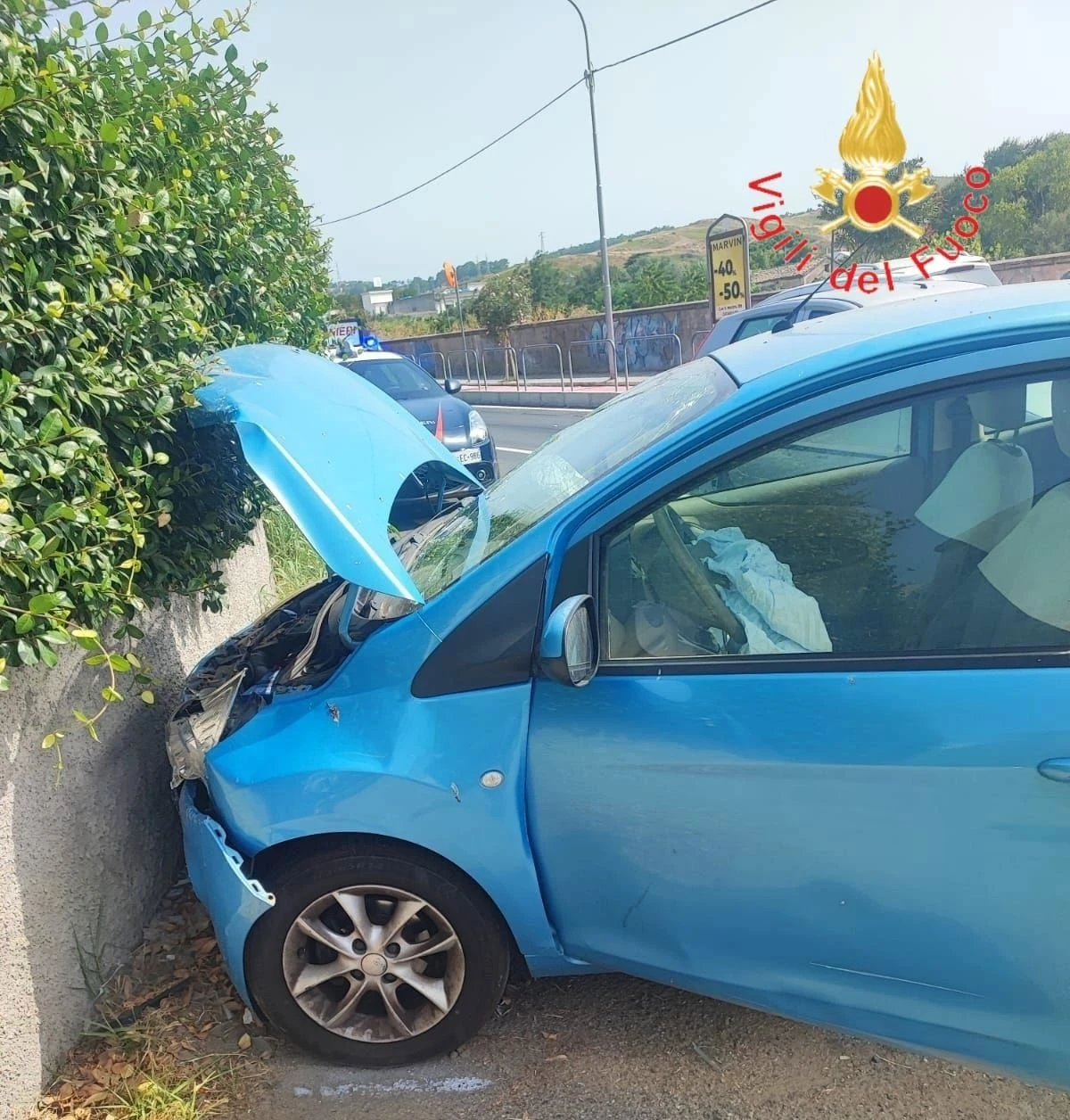 Catanzaro, incidente stradale tra due autovetture in via Conti Falluc