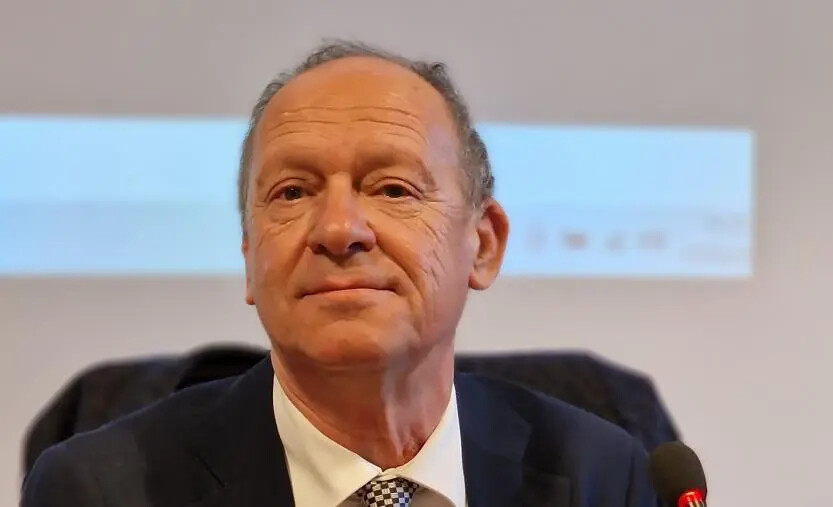 Insediata ad Isola Capo Rizzuto la commissione per il Piano di Dimensionamento della rete scolastica images Insediata ad Isola Capo Rizzuto la commissione per il Piano di Dimensionamento della rete scolastica