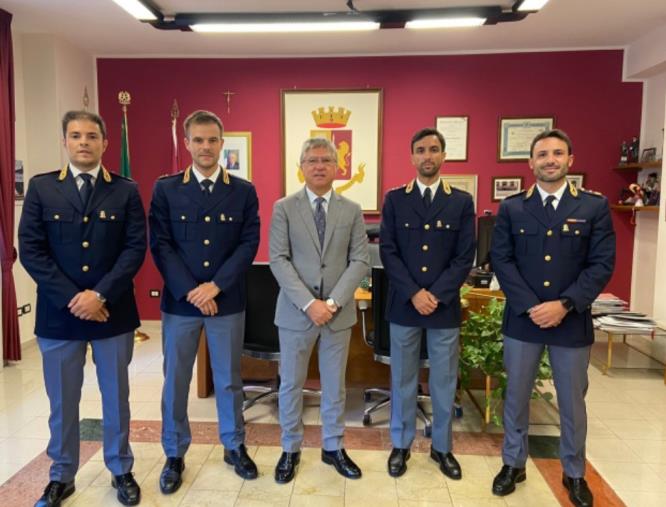 Due nuovi funzionari assegnati alla Questura di Crotone (I NOMI) images Due nuovi funzionari assegnati alla Questura di Crotone (I NOMI)