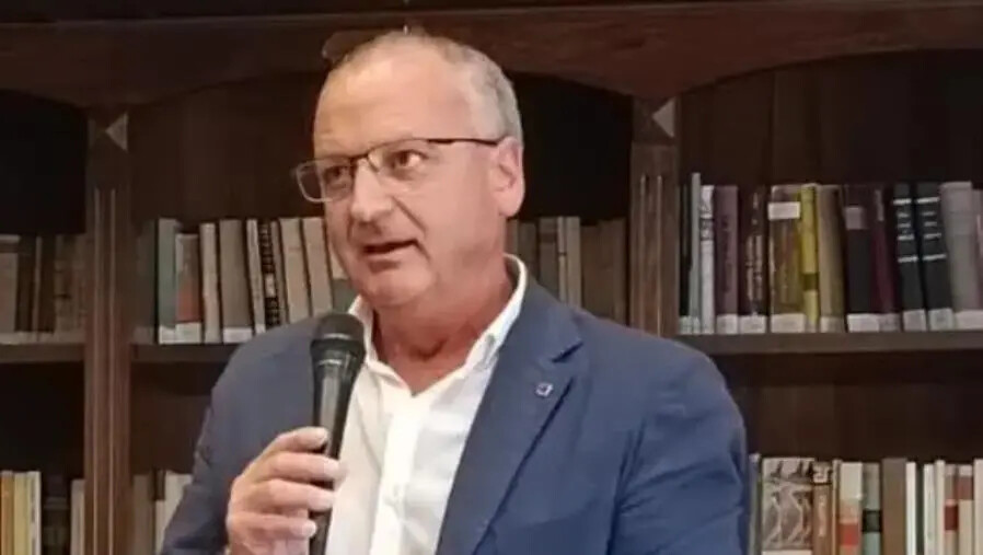 Enzo Scalese, Cgil Area Vasta: "Solidarietà a Emanuele Ionà, serve un fronte comune contro la prepotenza mafiosa"
images Enzo Scalese, Cgil Area Vasta: "Solidarietà a Emanuele Ionà, serve un fronte comune contro la prepotenza mafiosa"