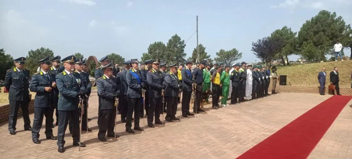 Catanzaro, la Guardia di Finanza celebra il 250esimo anniversario della Fondazione del Corpo images Catanzaro, la Guardia di Finanza celebra il 250esimo anniversario della Fondazione del Corpo
