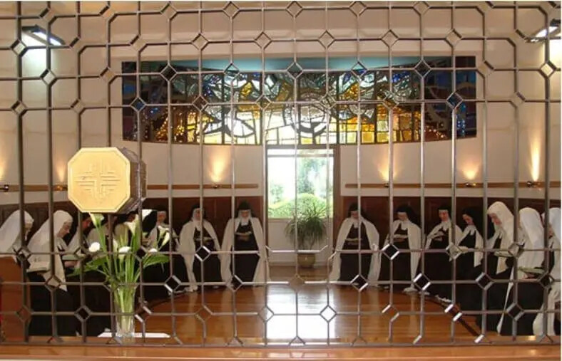 images A "Le Porte del Cuore”,  il servizio del catanzarese Domenico Gareri al santuario delle Suore di clausura di Capo Colonna