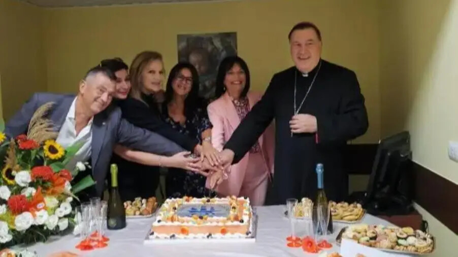 Inaugurata a Catanzaro la sede del Centro d'ascolto 'il Galeone della vita' dell'Associazione "Padre Pio ODV" images Inaugurata a Catanzaro la sede del Centro d'ascolto 'il Galeone della vita' dell'Associazione "Padre Pio ODV"