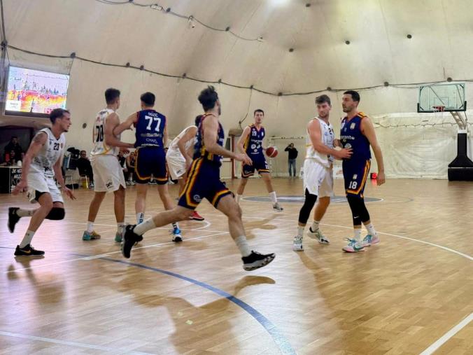 images Basket, l'Academy Catanzaro dura solo un tempo a Piazza Armerina e perde 87-68