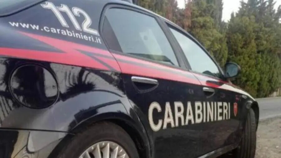 Sellia Marina, estorce denaro ad un giovane per restituire la macchina rubata: arrestato images Sellia Marina, estorce denaro ad un giovane per restituire la macchina rubata: arrestato