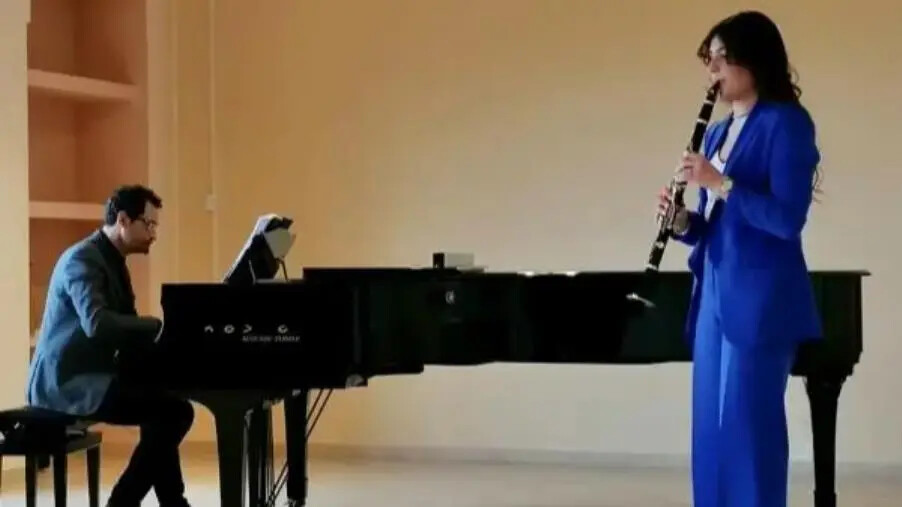 Ama Calabria, giovedì a Vibo Valentia il concerto del duo Virgillo e Silvestri images Ama Calabria, giovedì a Vibo Valentia il concerto del duo Virgillo e Silvestri