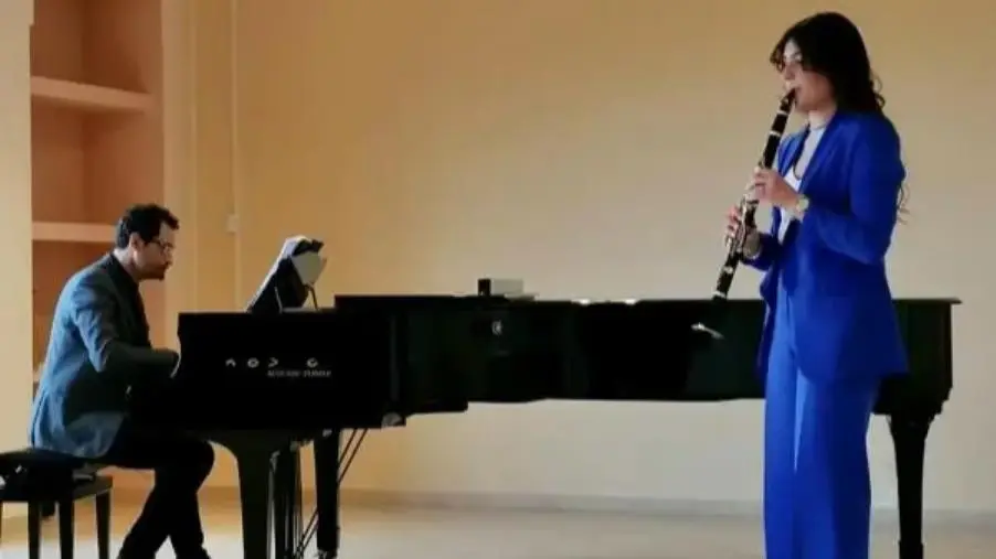 Ama Calabria, giovedì a Vibo Valentia il concerto del duo Virgillo e Silvestri  images Ama Calabria, giovedì a Vibo Valentia il concerto del duo Virgillo e Silvestri