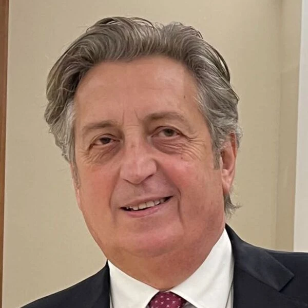 Incendiato l’ingresso di un ambulatorio a Rosarno, la solidarietà dell’Ordine dei Medici