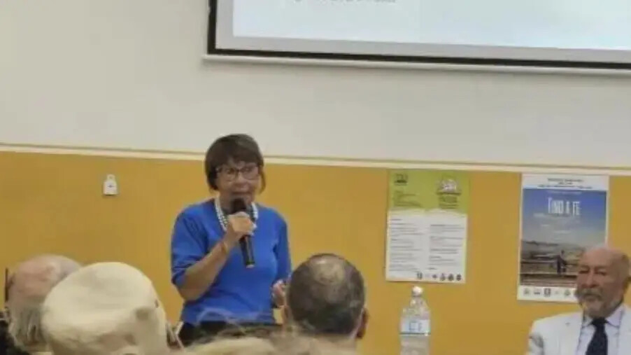 images Amalia Bruni a Polla: "Essere donna, neuroscienziata e politica in Calabria significa affrontare sfide ancora troppo grandi"