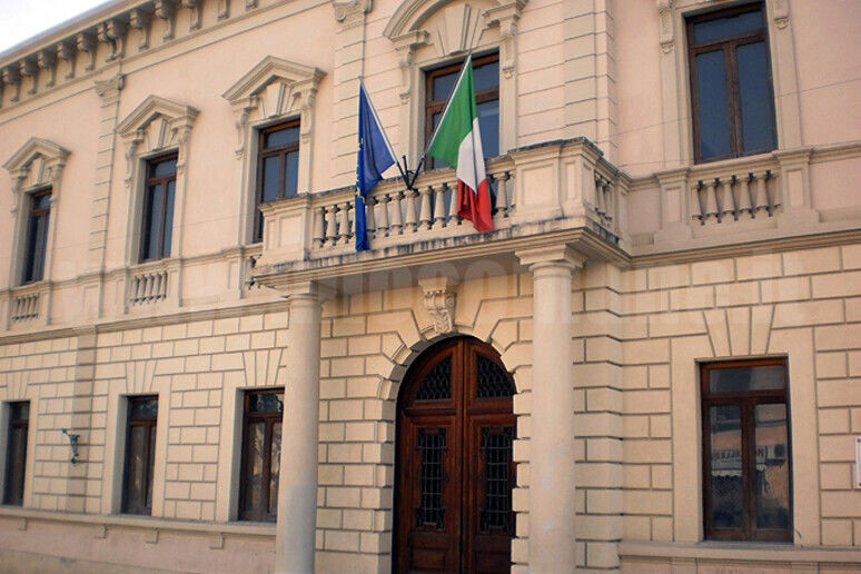 images Castrovillari al voto: quattro candidati e nuove alleanze dopo l’era Lo Polito