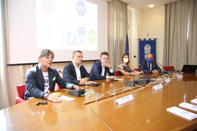 images &nbsp;“Yes, I Start Up”, la Camera di Commercio di Catanzaro in prima linea per formare aspiranti imprenditori e finanziarne i progetti (VIDEO)