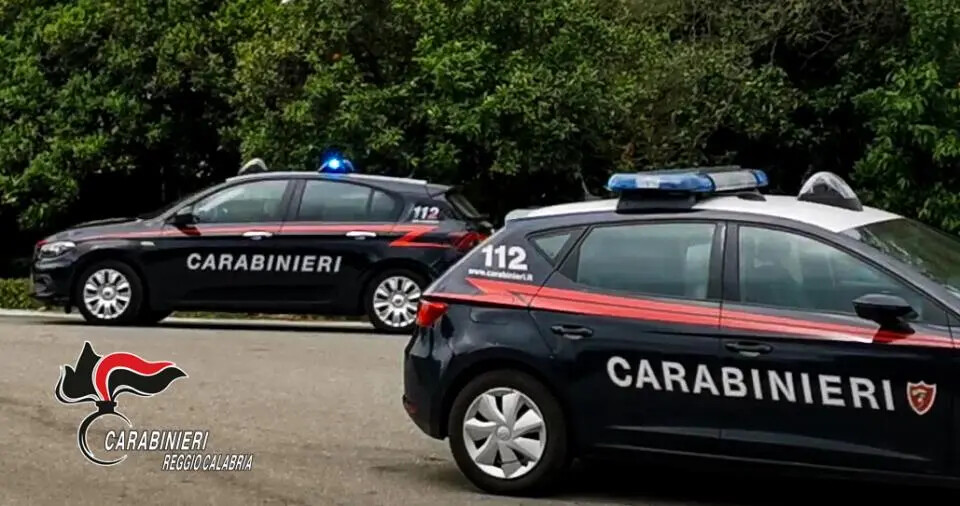 Allacci abusivi alla rete pubblica, denunciate 6 persone nel Reggino images Allacci abusivi alla rete pubblica, denunciate 6 persone nel Reggino