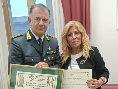 IX edizione Premio Nazionale Biesse Eccellenze del Territorio al Comandante Provinciale della Guardia di Finanza di Reggio Calabria  Agostino Tortora
