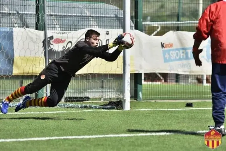 images Calcio, Promozione: lo Sporting Catanzaro Lido mette al sicuro la porta con tre rinnovi