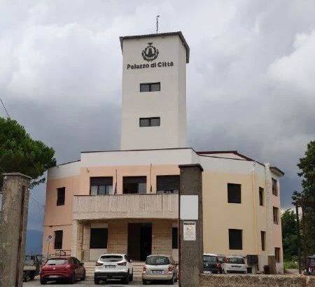 images Chiaravalle, si torna in aula: spunta un altro debito fuori bilancio