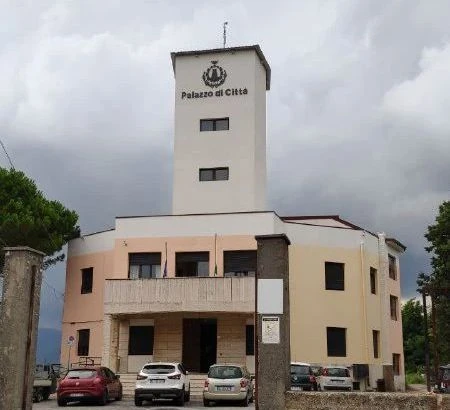 Chiaravalle, si torna in aula: spunta un altro debito fuori bilancio