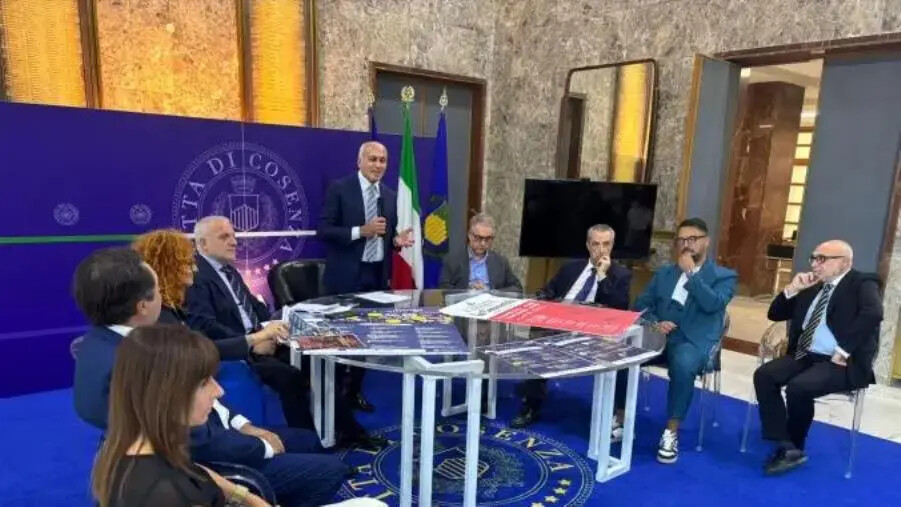 images Cosenza, presentato a Palazzo dei Bruzi il cartellone unico del Teatro Rendano 