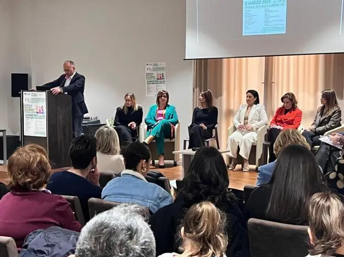 images 8 Marzo a Pizzo con spunti e riflessioni di FIT CISL Calabria e CISL Magna Grecia