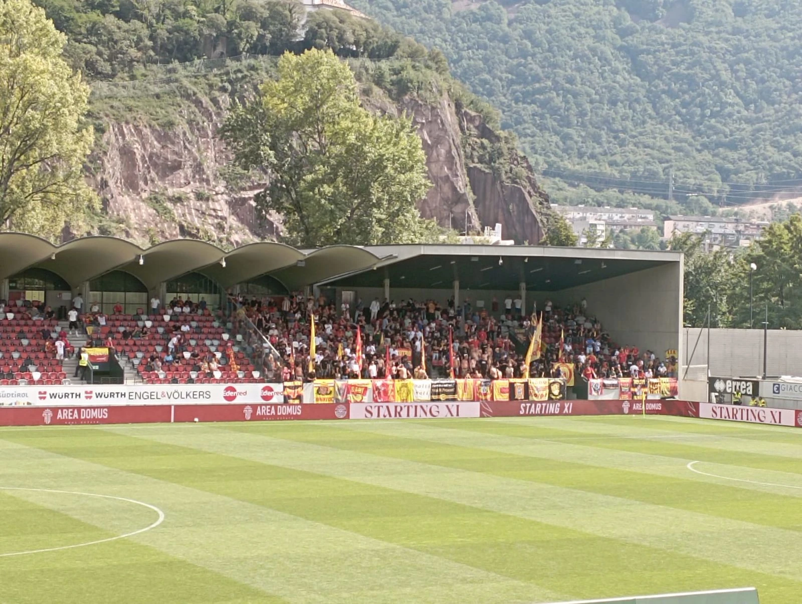 Il Corsivo giallorosso, Catanzaro sull'orlo di una crisi di nervi? Subito la riscossa!