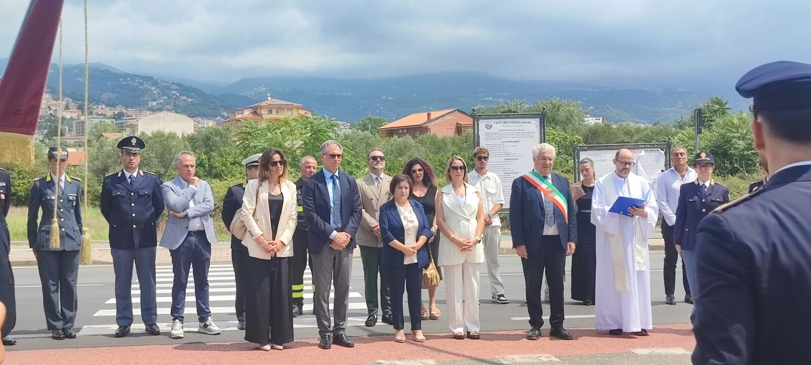 Lamezia Terme ricorda l'eroe della Polizia di Stato Paolo Diano nel 45° anniversario della scomparsa images Lamezia Terme ricorda l'eroe della Polizia di Stato Paolo Diano nel 45° anniversario della scomparsa