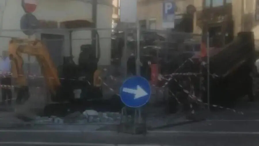 images Lavori nel centro di Catanzaro, i residenti di Via Italia: “Il caos di un venerdì di agosto”