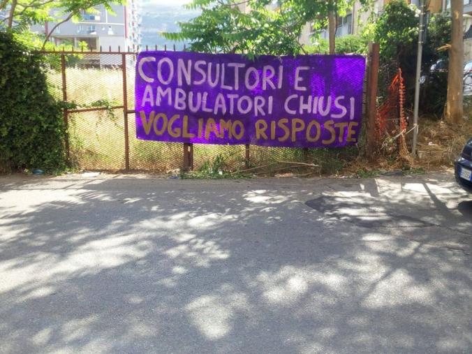 Protesta a Cosenza per riattivare i servizi di consultorio. Fem.In: "In questi mesi annullate migliaia di visite" images Protesta a Cosenza per riattivare i servizi di consultorio. Fem.In: "In questi mesi annullate migliaia di visite"