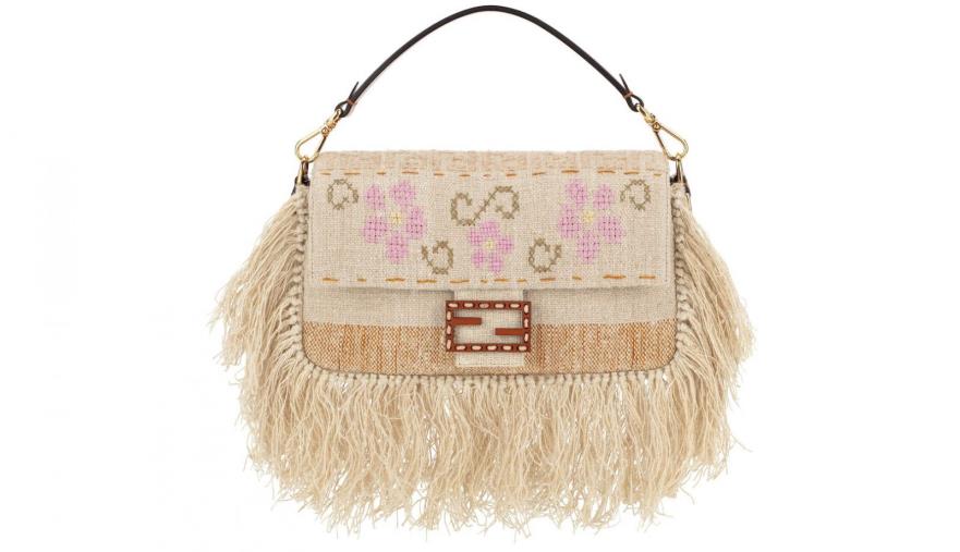 images Moda, la ginestra calabrese piace a Fendi e Prada: è il sogno di un "business"