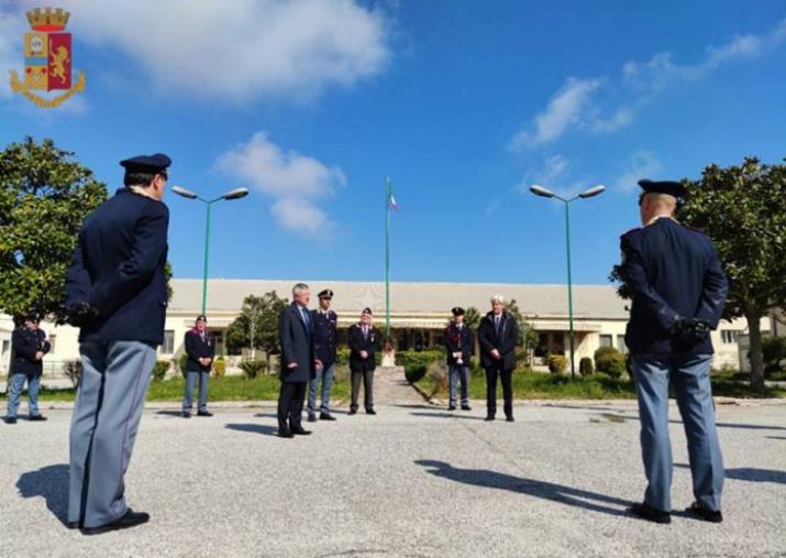 images Maturità, la campagna della Polizia per contrastare le fake news 