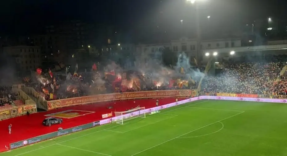 Il corsivo giallorosso.  Catanzaro a due passi dal cielo, che sabato magico da incorniciare!  images Il corsivo giallorosso.  Catanzaro a due passi dal cielo, che sabato magico da incorniciare!