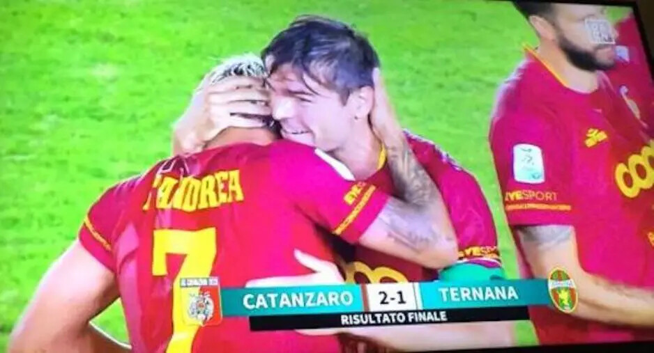 Serie BKT, CATANZARO vs TERNANA: 2-1 finale. Aquile vittoriose dopo un match complicato images Serie BKT, CATANZARO vs TERNANA: 2-1 finale. Aquile vittoriose dopo un match complicato