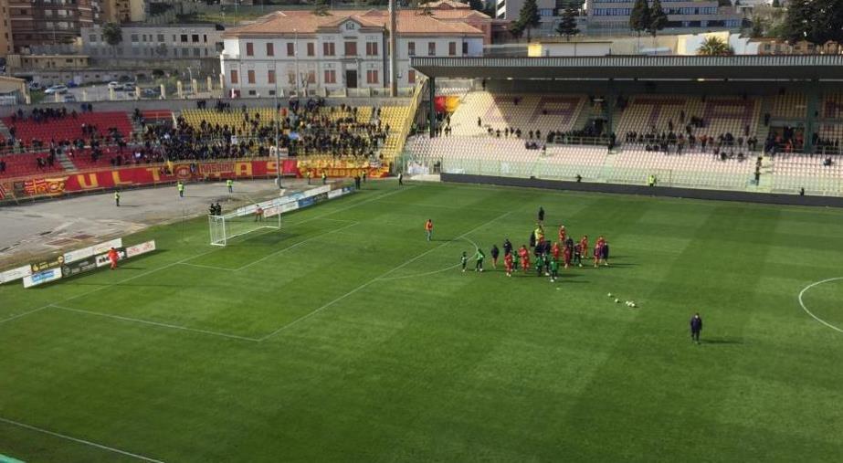images CATANZARO vs MONTEROSI: 1-2 finale. Le Aquile perdono al Ceravolo dopo una brutta prestazione