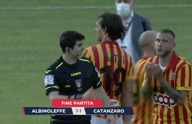 images Serie C, Play-off. Albinoleffe vs Catanzaro: 1-1 finale. Le Aquile pareggiano a Gorgonzola dopo una prestazione attenta