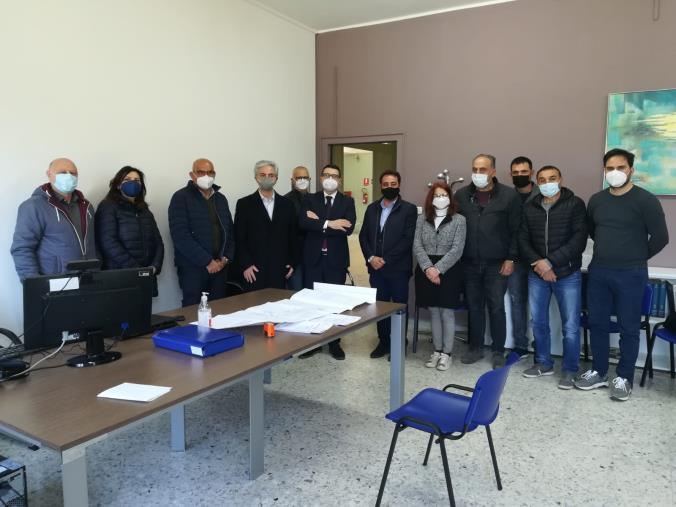 Il Liceo Scientifico e l'Ipsar di Chiaravalle Centrale si mettono a norma: consegnati i lavori di manutenzione straordinaria images Il Liceo Scientifico e l'Ipsar di Chiaravalle Centrale si mettono a norma: consegnati i lavori di manutenzione straordinaria