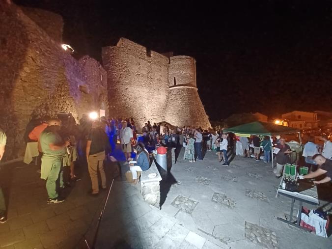 Squillace, successo per la prima edizione "Castel diVino" images Squillace, successo per la prima edizione "Castel diVino"