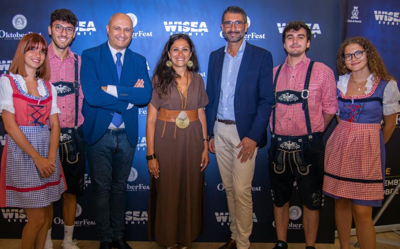 Oktoberfest Calabria 2022, presentato il programma con orari, concerti, eventi e menu images Oktoberfest Calabria 2022, presentato il programma con orari, concerti, eventi e menu