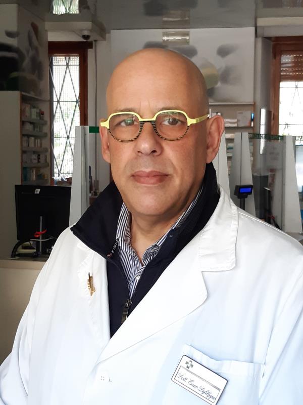 Vaccinazioni in farmacia. Il presidente Federfarma, Defilippo, spiega come avverranno in base all'accordo con la Regione images Vaccinazioni in farmacia. Il presidente Federfarma, Defilippo, spiega come avverranno in base all'accordo con la Regione