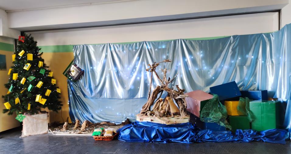Catanzaro, il presepe marinaro dell’I.T.E. “Grimaldi-Pacioli images Catanzaro, il presepe marinaro dell’I.T.E. “Grimaldi-Pacioli