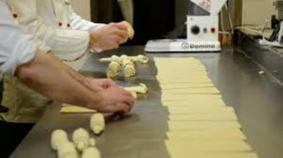Nel carcere di Siano il “Dolce lavoro” profuma di dolcetti e biscotti: sono quelli realizzati da 12 detenuti images Nel carcere di Siano il “Dolce lavoro” profuma di dolcetti e biscotti: sono quelli realizzati da 12 detenuti